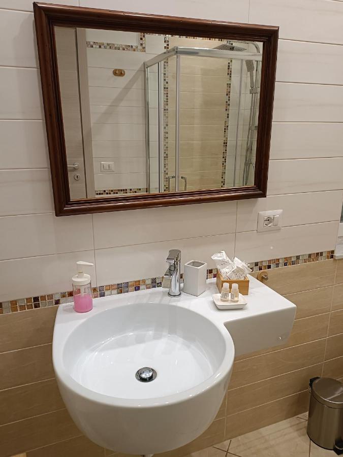 Villa Sant'Andrea Trecastagni Luaran gambar